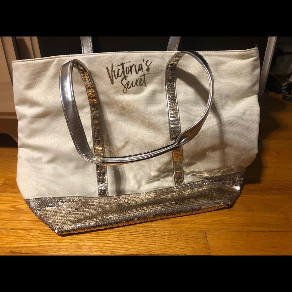 🦄SALE 2 for $10🦄 Victoria secret tote bag